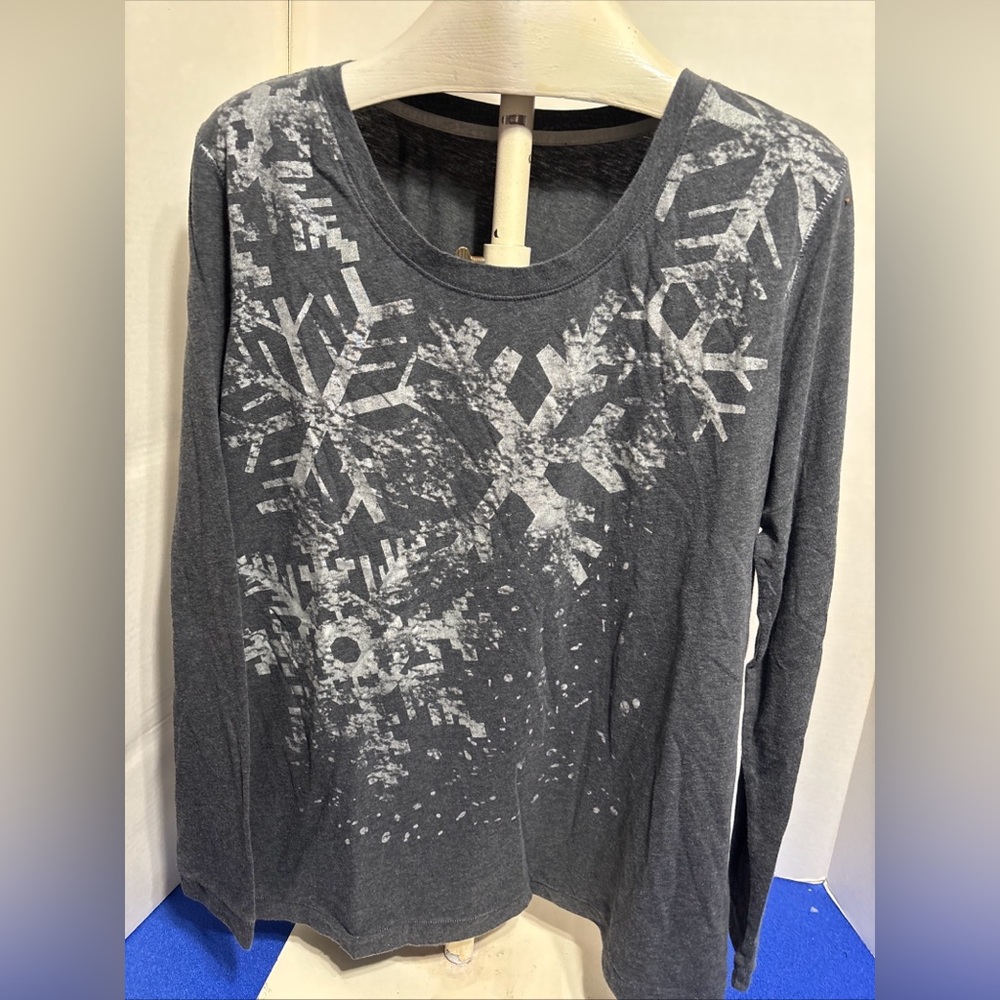 Natural Reflections women’s long sleeve tee